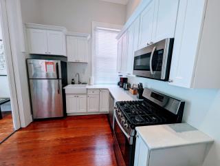 Royal Residence - New Orleans - 1
