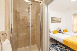 Brinton's Road - Modern Studio Apartments in City Centre - Southampton - 8
