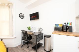 Brinton's Road - Modern Studio Apartments in City Centre - Southampton - 1