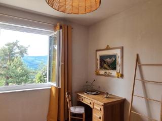 Maison lumineuse avec jardin, garage, jeux extérieurs, animaux acceptés - FR-1-496-291 - Saint-Georges-en-Couzan - 5