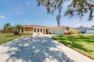 Lucky One Coastal Retreat - Rotonda West - 0