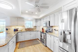 Lucky One Coastal Retreat - Rotonda West - 3
