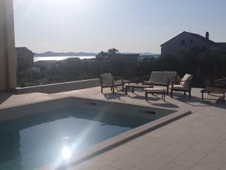 Holiday home in Drage with sea views, balcony, air conditioning,WiFi 592-1 - Drage - 3