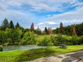 Southfork Lodge - Riverside Inn - Lowman - 8