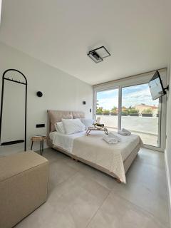 Step One | Luxury Suites right in the heart of Acropolis next to metro station - Atenas - 1