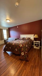 Denali Rainbow Village RV Park and Motel - McKinley Park - 8