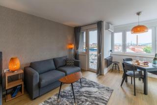 Elegant Tour As studio Gilly with open views and a balcony in the center Ljubljana - Lubiana - 0