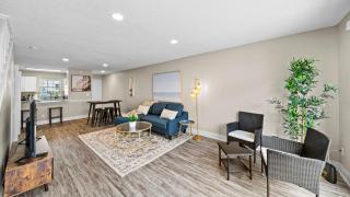 Cozy Townhouse - Gym Pool Golf Fast WiFi 2B2B - 4