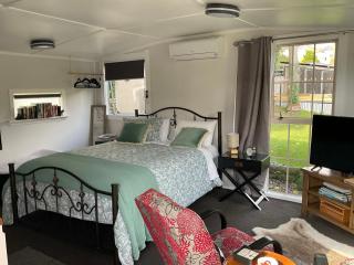 Orange Tree Cottage - garden hideaway - Whanganui - 7