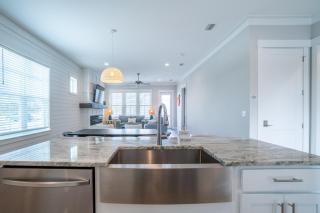 ~Spacious home near beach w/ game room and community pool~ - Orange Beach - 2