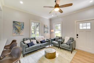 Updated Greenville Home with Backyard! - Greenville - 8