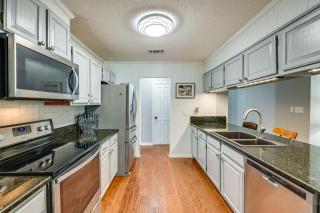 Pet-Friendly Fort Walton Beach Home with Pool - Fort Walton Beach - 5