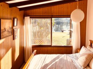 The Anchorage- A waterfront 70’s retreat - Dora Creek - 4
