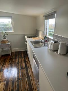 Heritage Cottage in Sandy Bay - Sandy Bay - 3