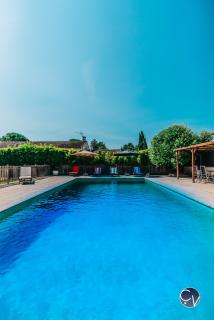 Villa le Thor Piscine Billard Sauna et Jacuzzi - 9