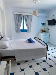 GIAVASI SEASIDE FINIKI - Foinikion - 9