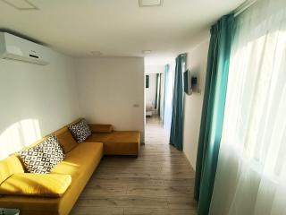 Tiny Village Mamaia Nord - House 4 - 8