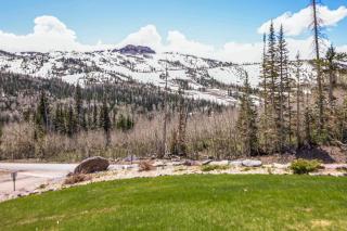 Cozy Utah Escape with Mountain Views! - 5