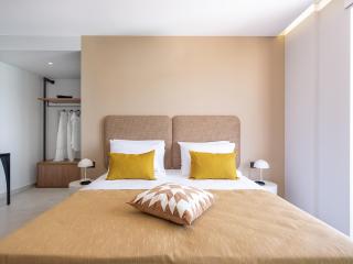 Theta Boutique Hotel - Chania - 3