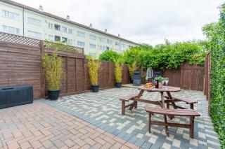 Charming 1-Bed House, Guests 4, FREE Wi-Fi with Private Garden and Free Parking - 5
