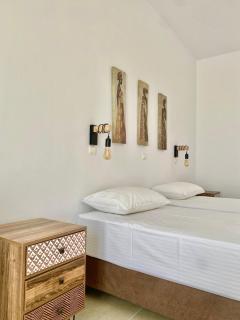 Fikas Hotel - Naxos Chora - 1