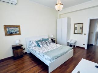 Elegant Apartment in City Center - Cagliari - 7