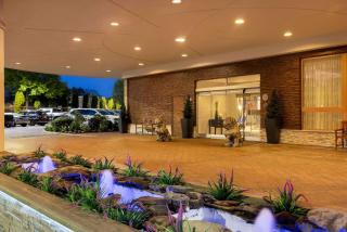 Viana Hotel and Spa, Trademark Collection by Wyndham - 9