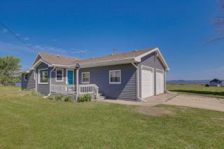 Lakefront Winneconne Home with Private Dock! - 8