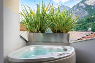 Charming Loft - Hot Tub & Free Parking - Riva del Garda - 8