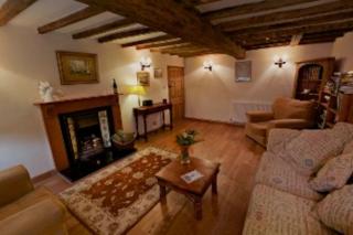 White Horse Cottage with Sauna - Ollerton - 7