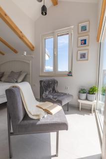 Seafront Baska Apartment - 3