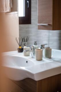 Katerina's Luxury Suite in Heraklion Center - Iráclio - 9
