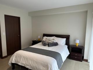 Nuevo y espectacular APT - 100 MBPS 15 min del aeropuerto - San José - 5