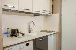 Elm Suite Hotel - Istanbul - 9