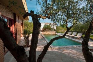 Villa Romance - 9