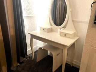 AC Lounge 125 - Rochford - 7