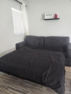 Peaceful, Private and Airy on a 5 acre farm - 8