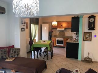 vintage apartment with port view - Chios - 6