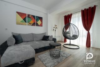 Petković apartmani 48 VAUČERI - Jagodina - 0