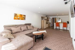 Déli Terasz A Apartman Free parking, self-check-in anytime - Győr - 7