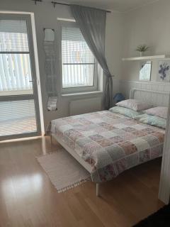 Terrace apartment s 1 spálńou Sofia-parking & Wifi - Bratislava - 9