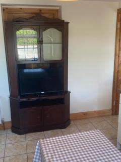 JMD Lodge - Self Catering Property in the heart of The Burren between Ballyvaughan, Lisdoonvarna, Doolin and Kilfenora in County Clare Ireland - 8