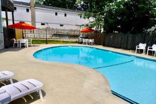 Dock House Inn - Old Orchard Beach - 4