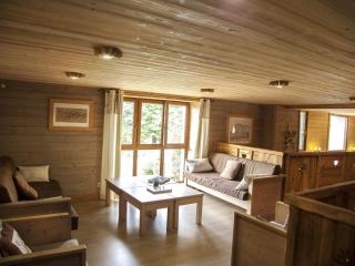 Farmhouse in the heart of the mountains - 1