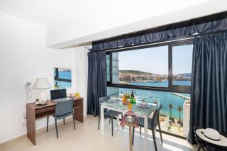 Islet Promenade Studio with spectacular seaviews by Getawaysmalta - St Paul's Bay - 5