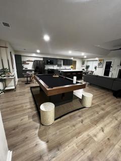 Spacious & Cozy - Close to Fort Moore - Pool Table - 2