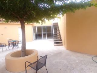 Apartamento 12 con dos camas , a 200 mts del vado del rio , cerca del centro de gobierno , internet de alta velocidad - Hermosillo - 6