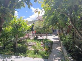 Kevin's Trekker Inn - Shangri-La - 6