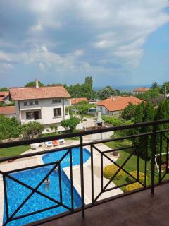 Templum Yovis Apartments - 2