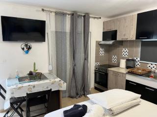 Sunshine Apartments - Mákri - 5